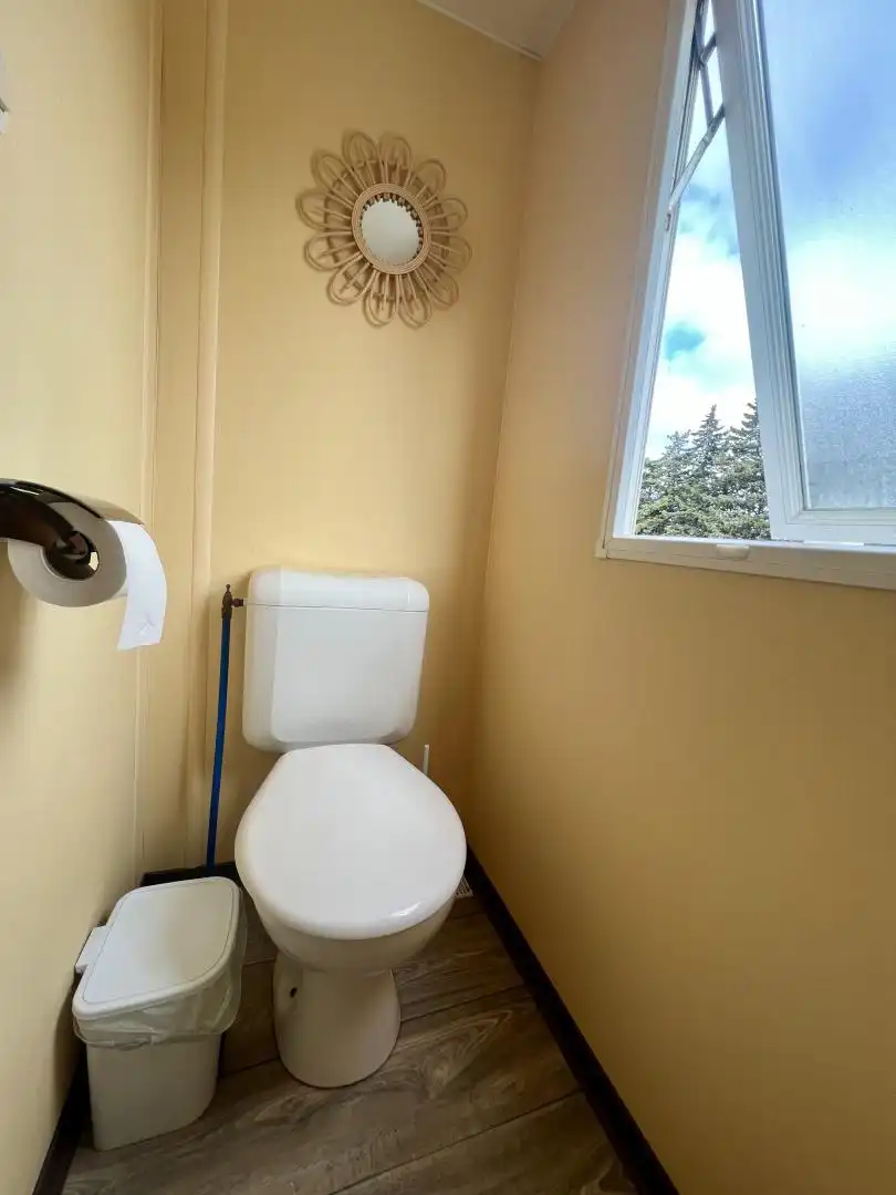 Houses for rent in Carril el Clavijo, 37, Barrio Nuevo Bathroom of Houses for rent in Conil de la Frontera with Air Conditioner, Heating and Private garden