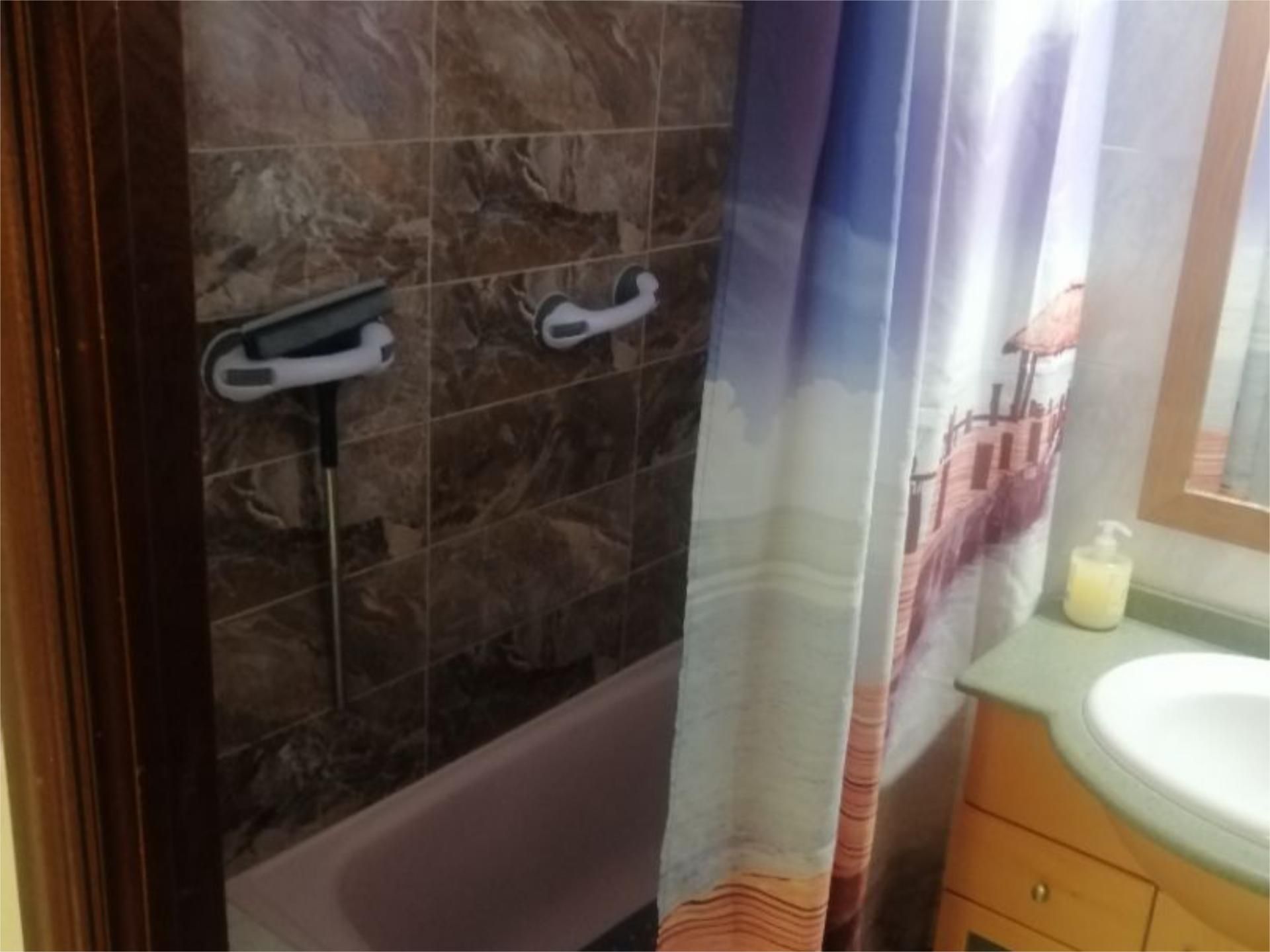 Piso para compartir en Avinguda de Catalunya, 37, Centre