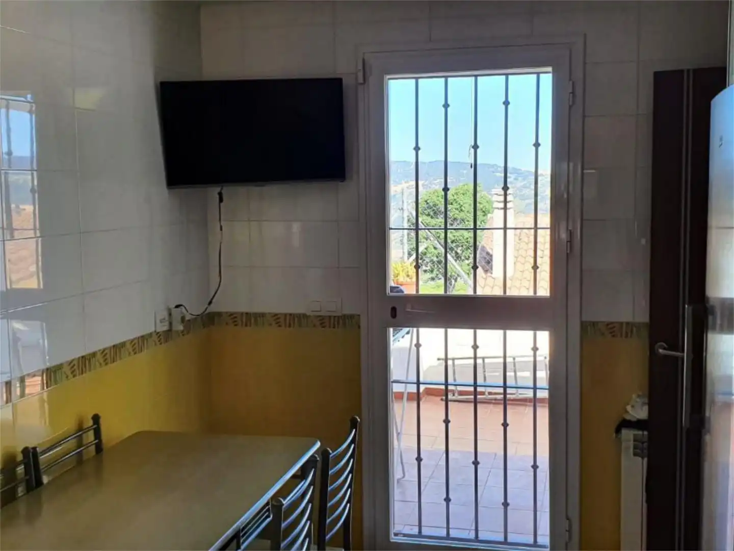 Casa o xalet en venda a El Fuerte - La Dehesa Dormitori de Casa o xalet en venda en Ronda amb Aire condicionat, Terrassa i Piscina