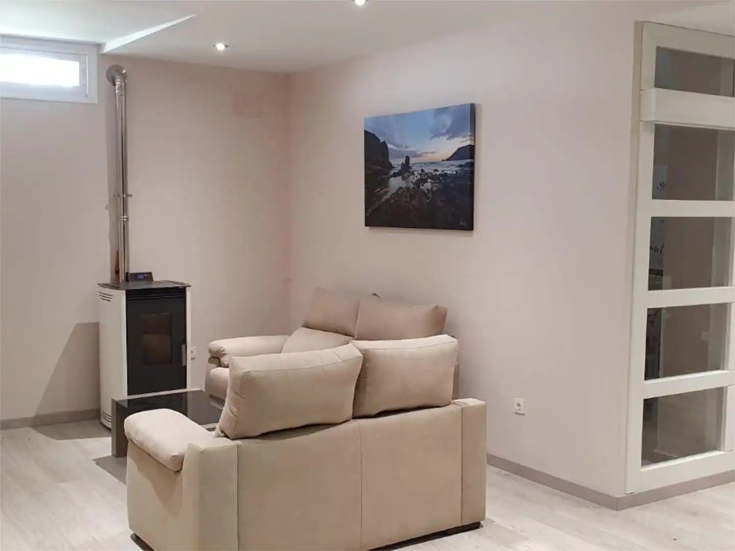 Casa o xalet en venda a El Fuerte - La Dehesa Sala d'estar de Casa o xalet en venda en Ronda amb Aire condicionat, Terrassa i Piscina
