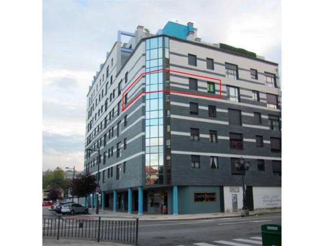 Piso en Venta en Calle Fernando Zuazua, 2 en Fozaneldi - Tenderina