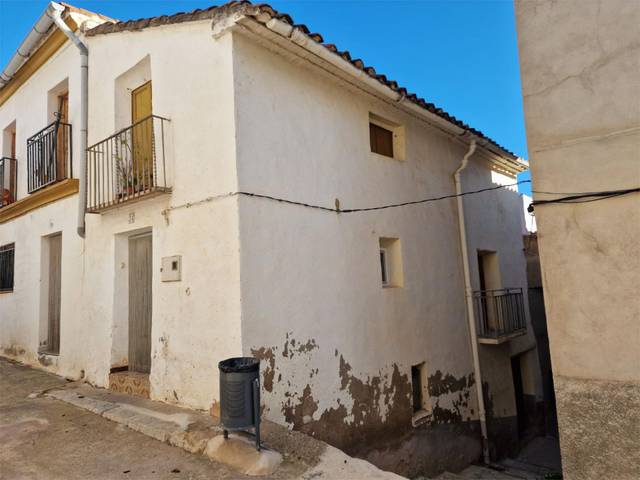 Finca rústica en Venta en Calle San Antonio, 14 en Fanzara