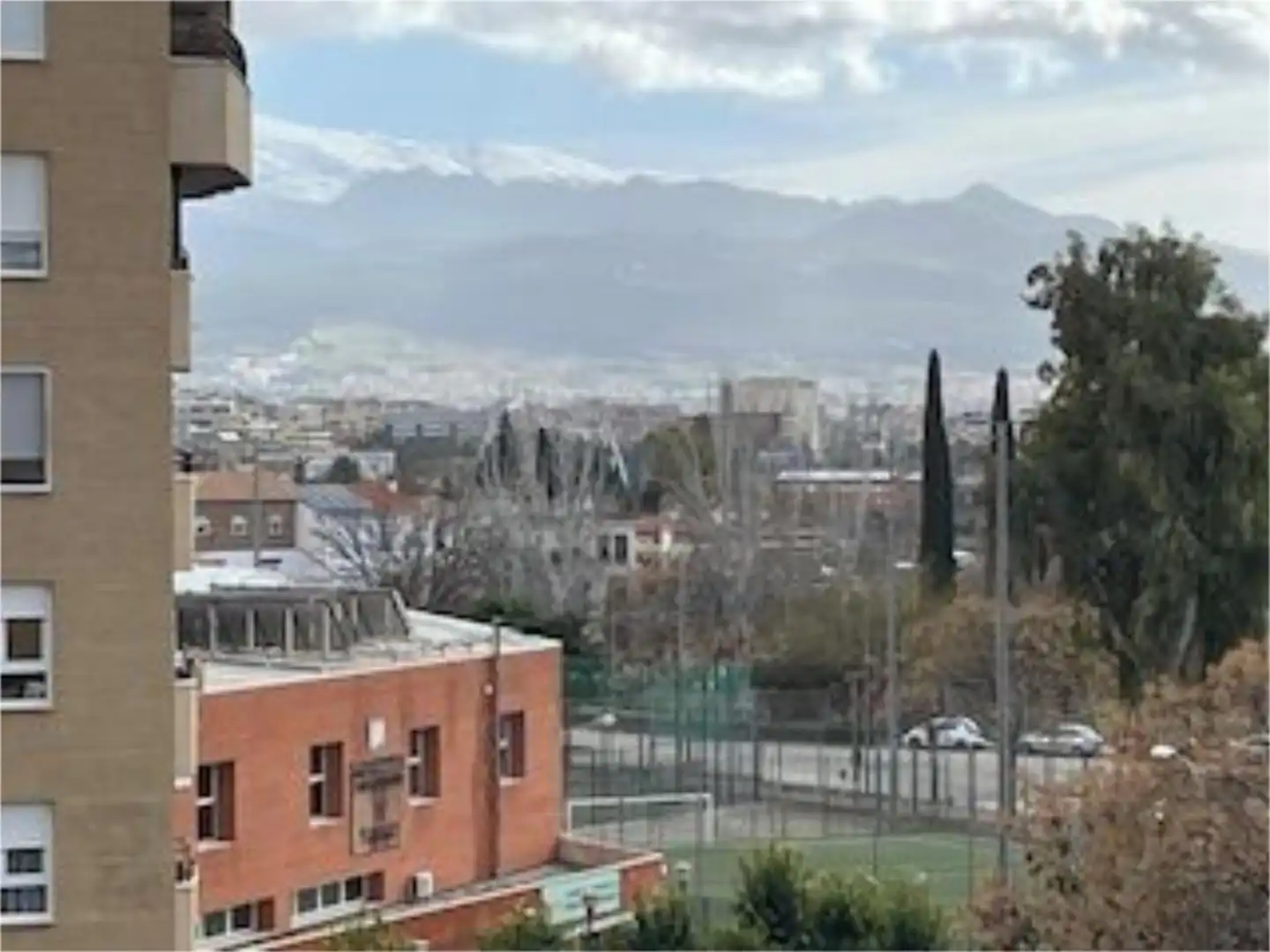 Flat for rent in Calle Yegen, 3, Rosaleda - Juventud Exterior view of Flat for rent in Granada with Air Conditioner, Heating and Terrace