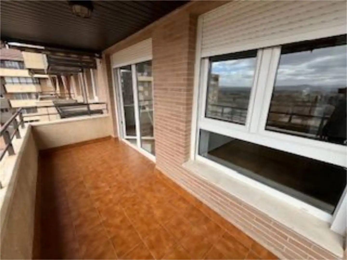 Flat for rent in Calle Yegen, 3, Rosaleda - Juventud Balcony of Flat for rent in Granada with Air Conditioner, Heating and Terrace