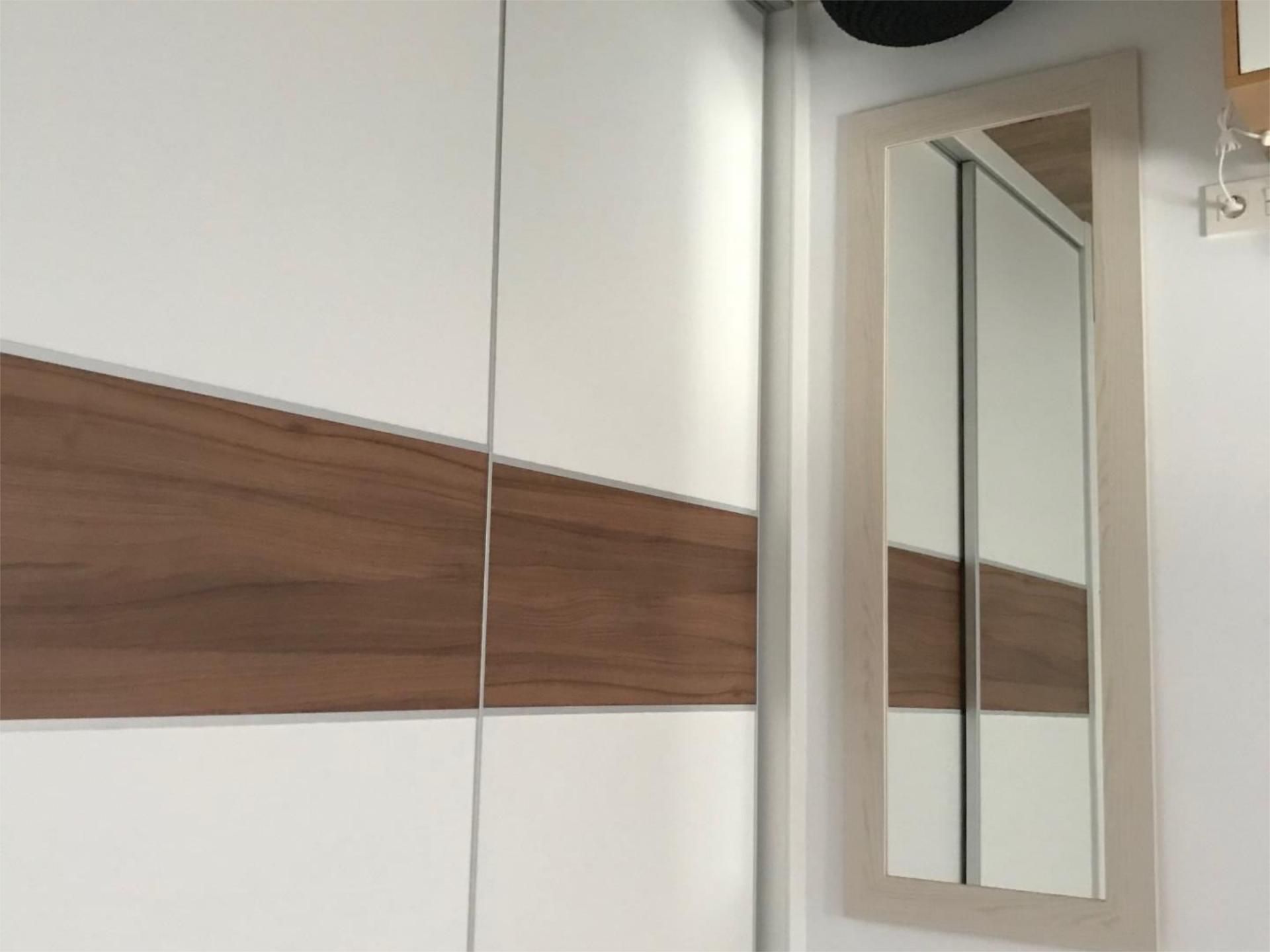 Habitación de Piso de alquiler en  Valencia Capital con Aire acondicionado, Parquet y Trastero