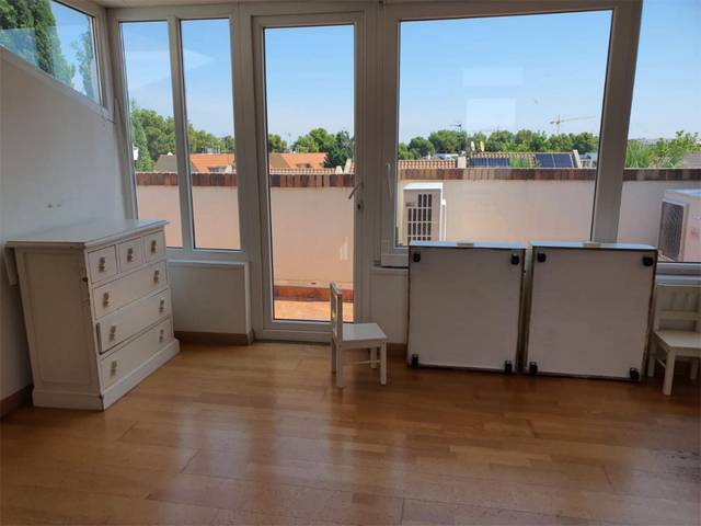 Piso en Venta en Avenida de la Ilustración, 28 en Montecanal