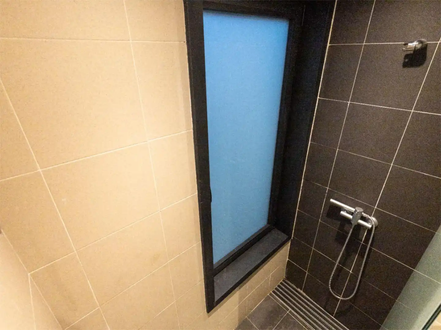 Flat for rent in Carretera de Fuencarral, 14, Zona Industrial Bathroom of Flat for rent in Alcobendas with Air Conditioner, Heating and Parquet flooring