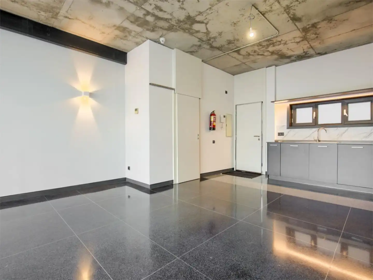 Flat for rent in Carretera de Fuencarral, 14, Zona Industrial Flat for rent in Alcobendas with Air Conditioner, Heating and Parquet flooring
