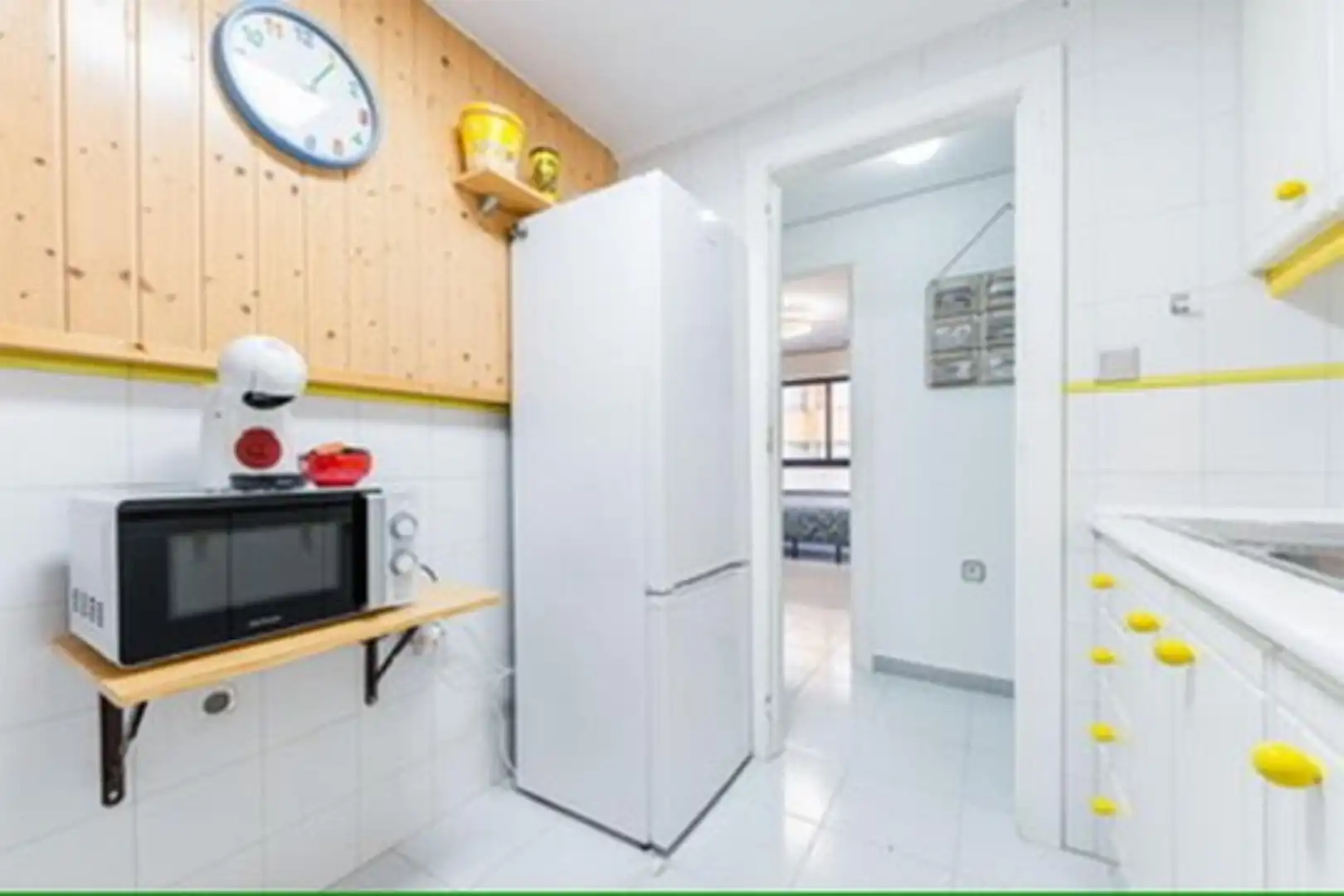 Piso de alquiler en Calle Ramón y Cajal, 3, Centro - Muelle Pesquero Cocina de Piso de alquiler en Torrevieja con Aire acondicionado, Calefacción y Amueblado