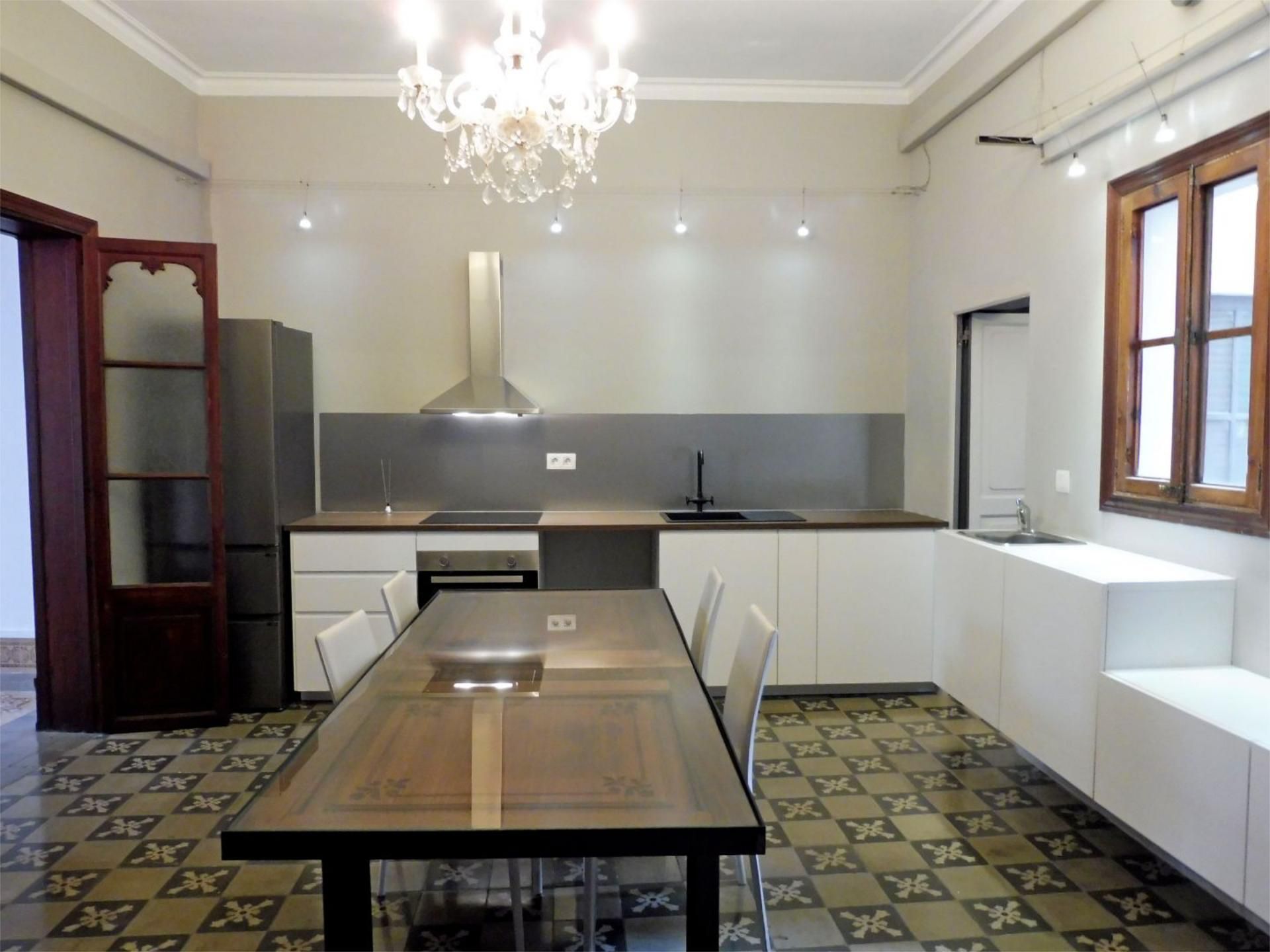 Cuina de Pis de lloguer en  Palma de Mallorca amb Aire condicionat