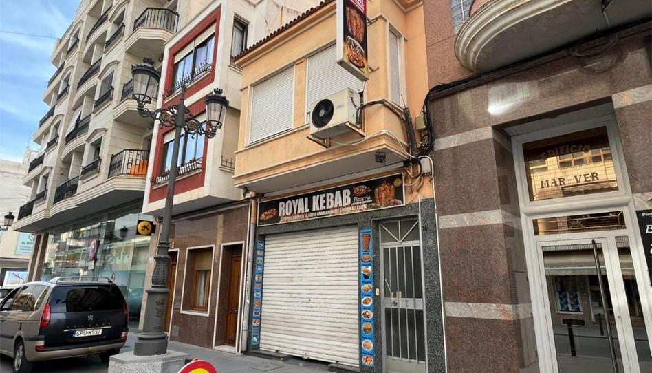 Foto 1 de Dúplex en venda a Avinguda del País Valencià, 14, Pueblo, Guardamar del Segura