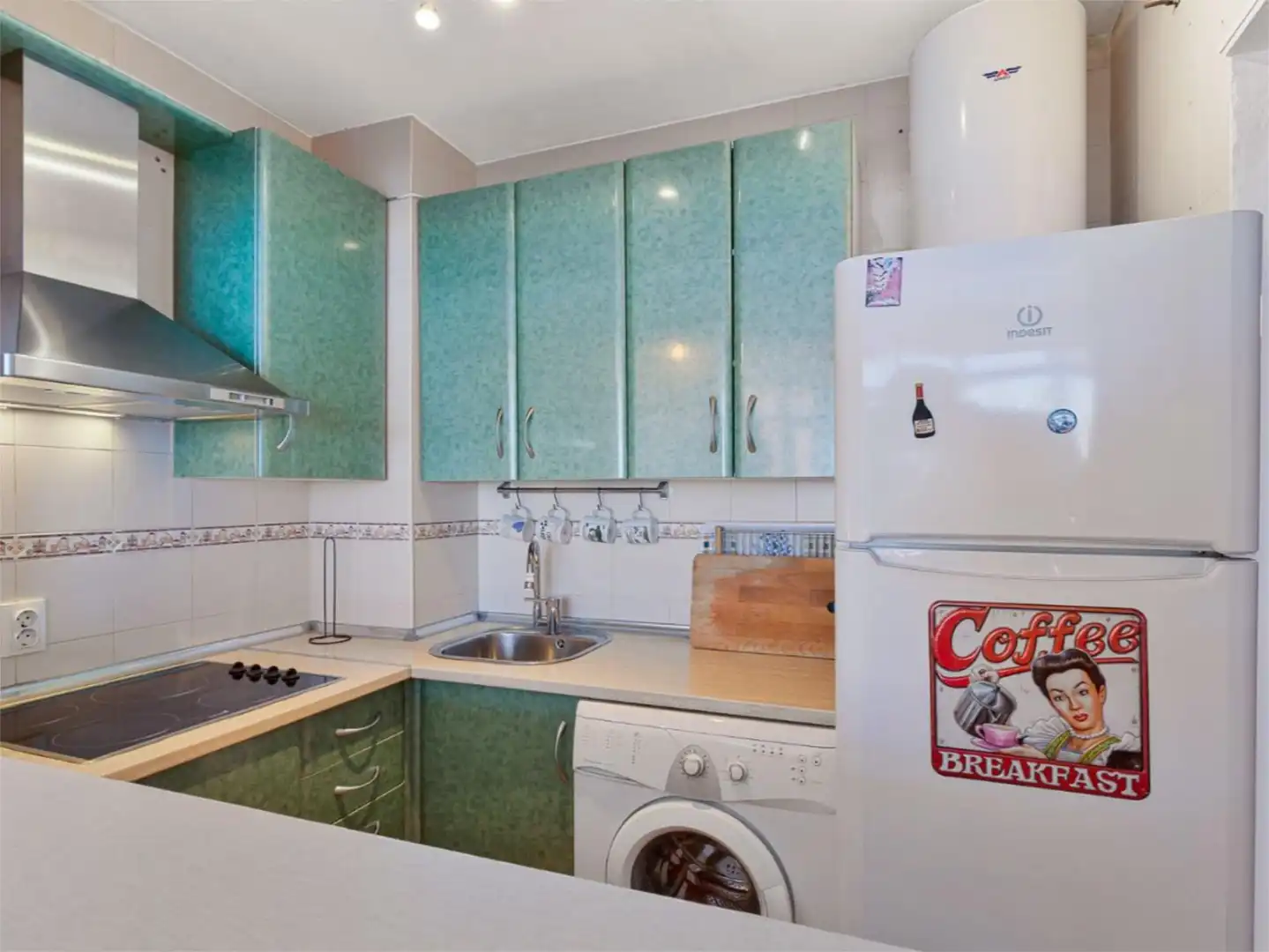 Wohnung zum Verkauf in Calle Roquedal, 1, Loma de los Riscos Küche von Wohnung zum Verkauf in Torremolinos mit Klimaanlage, Terrasse und Schwimmbad