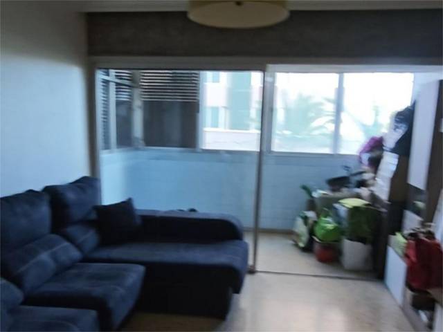 Piso en Venta en Calle Farmacéutico Miguel Padilla, 2 en Schamann - Rehoyas