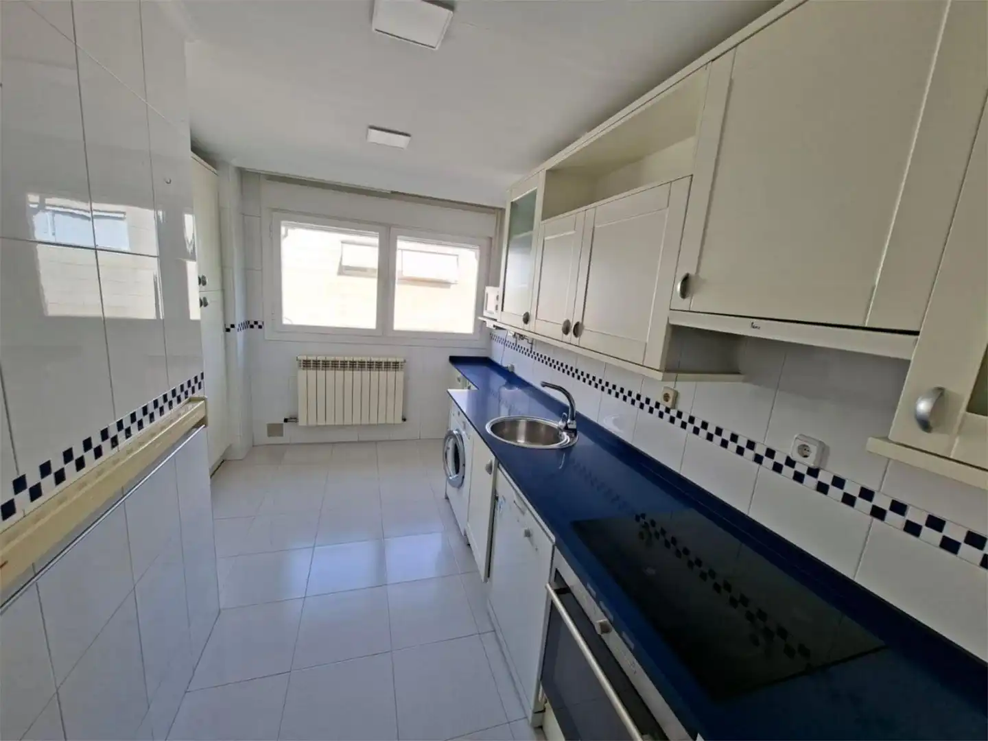 Flat for sale in Calle García Lorca, 11, Oeste Kitchen of Flat for sale in Logroño with Terrace