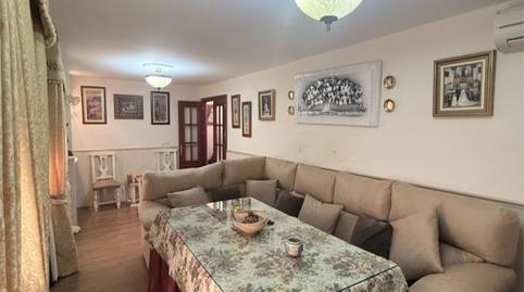 Foto 3 de Casa adosada en venta en Calle Alférez Díaz Sánchez, 2, Hoya del Molino, Lucena