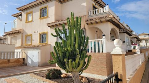 Casa adosada en venda a Calle Castillo de la Mola, 1, Lomas de Cabo Roig - Los Dolses, Orihuela - imatge 2 Foto 2 de Casa adosada en venda a Calle Castillo de la Mola, 1, Lomas de Cabo Roig - Los Dolses, Orihuela