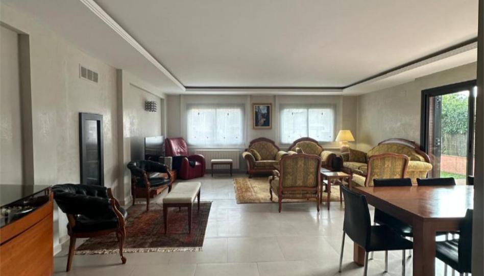 Foto 1 de Pis en venda a Carrer Rascler, 15b, Begues, Barcelona