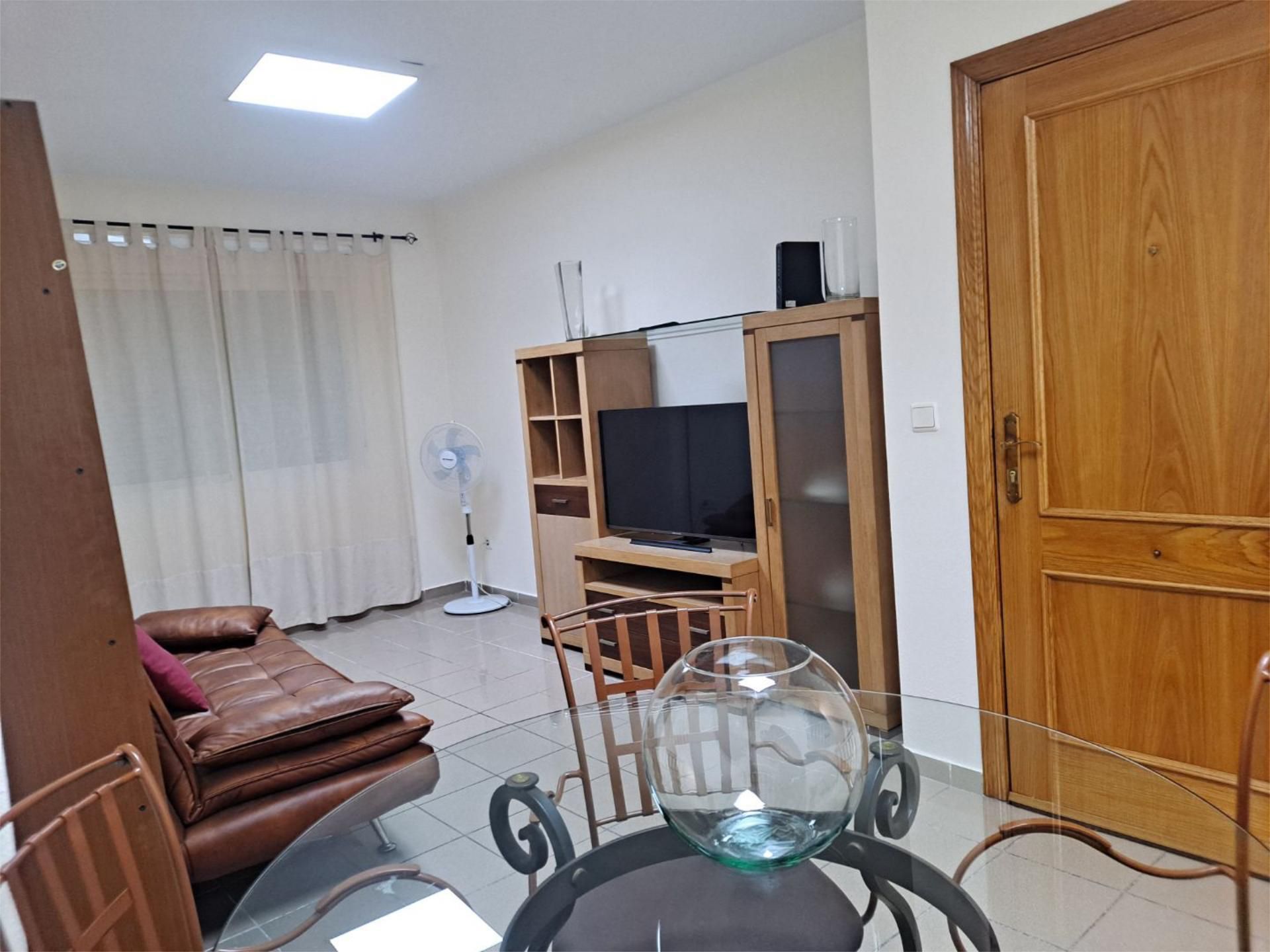 Flat to rent in Calle del Pozo, 53, San Antón