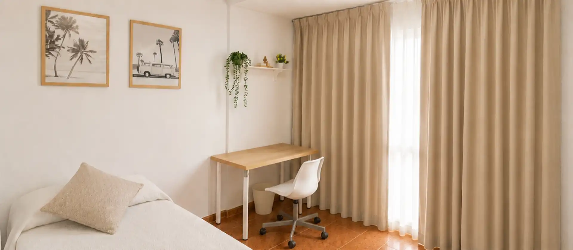 Zimmer in Calle Úbeda, 10, Sector Sur Zimmer in Calle Úbeda, 10, Sector Sur