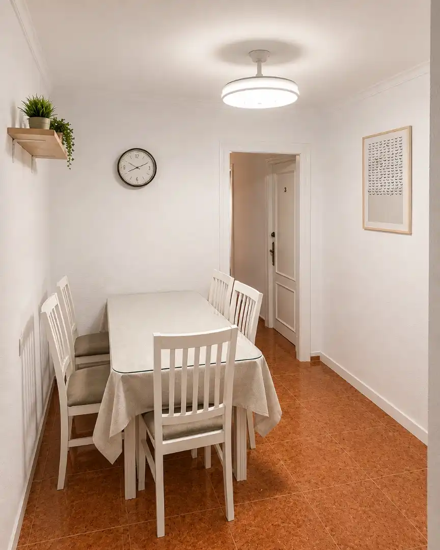 Zimmer in Calle Úbeda, 10, Sector Sur Esszimmer von Wohnung zur untervermieten in Córdoba