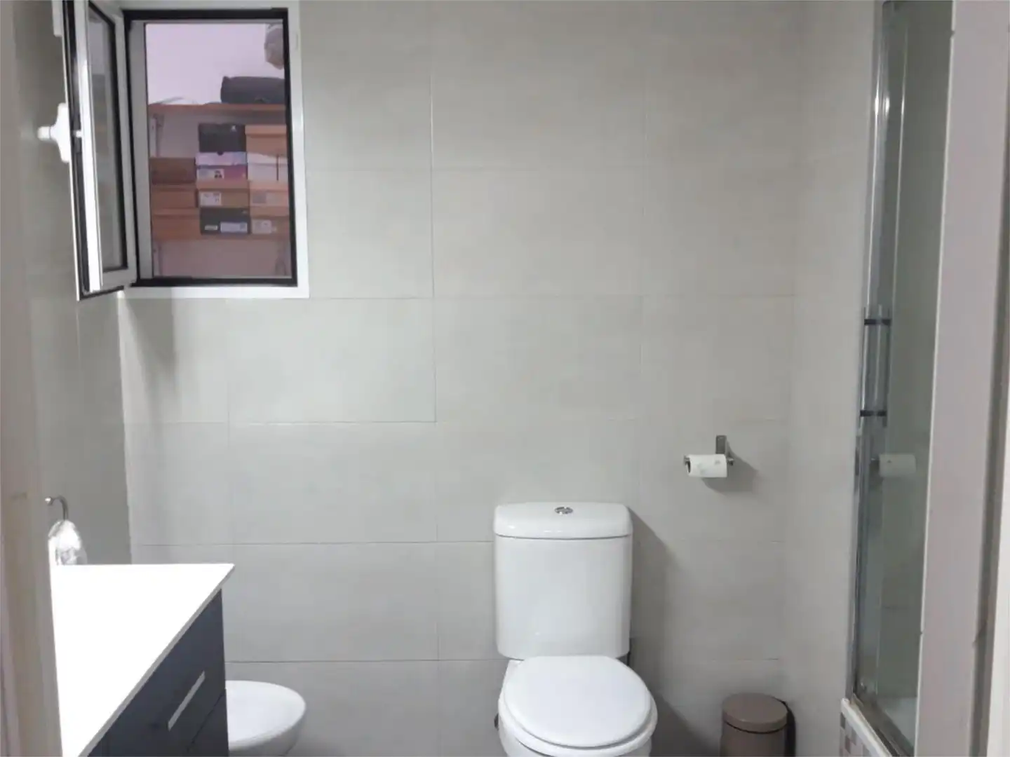 Bathroom of Flat for sale in Lepe