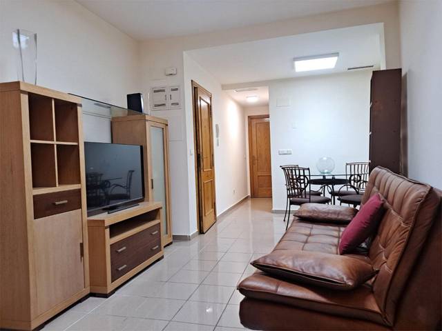 Piso en Alquiler en Calle del Pozo, 53 en San Antón