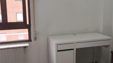 Photo 2 of Flat to share in Plaza de Tauste, 4, Los Cármenes,  Madrid Capital