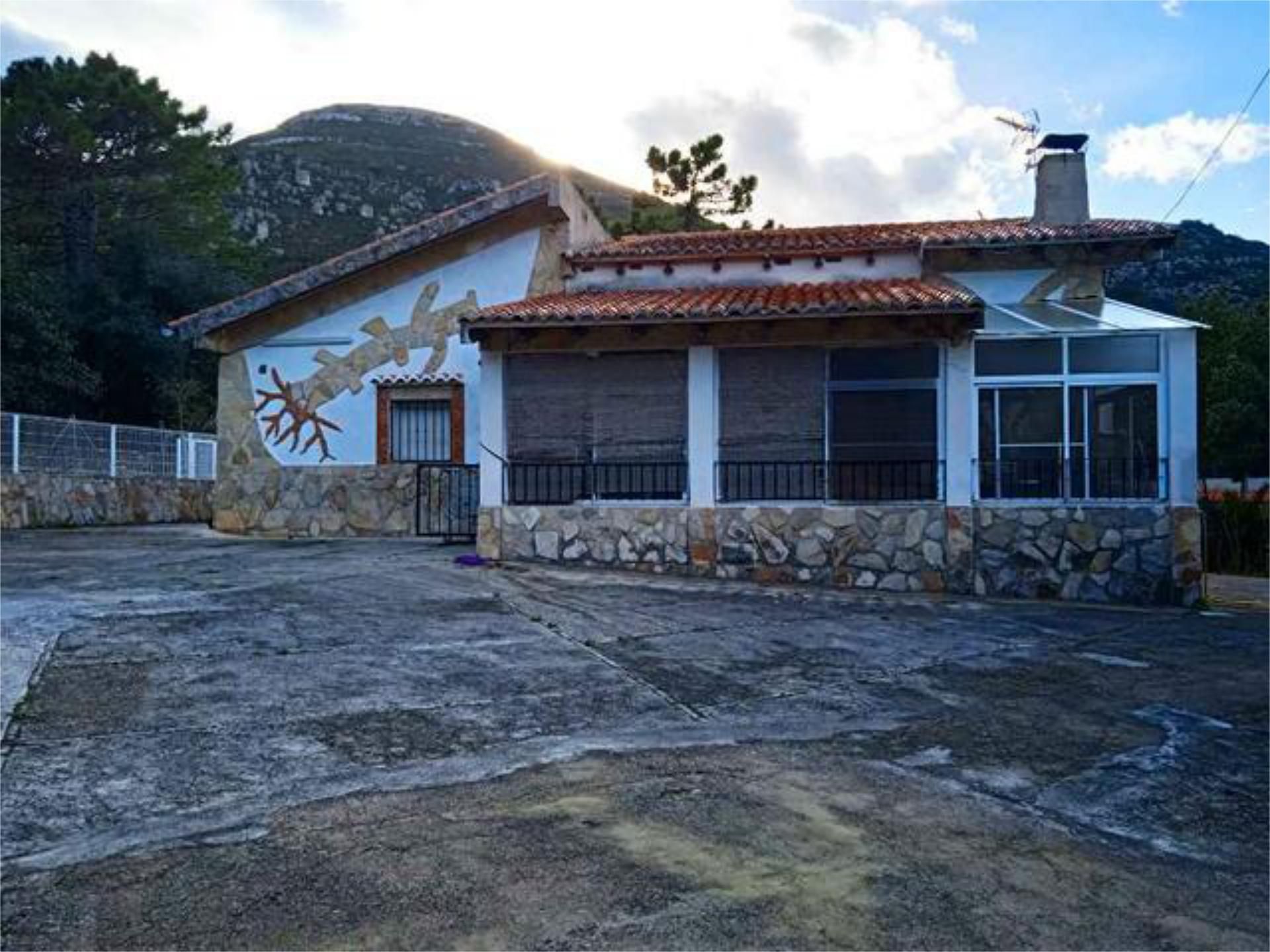 Casa o xalet en venda a Simat de la Valldigna Vista exterior de Casa o xalet en venda en Simat de la Valldigna amb Terrassa