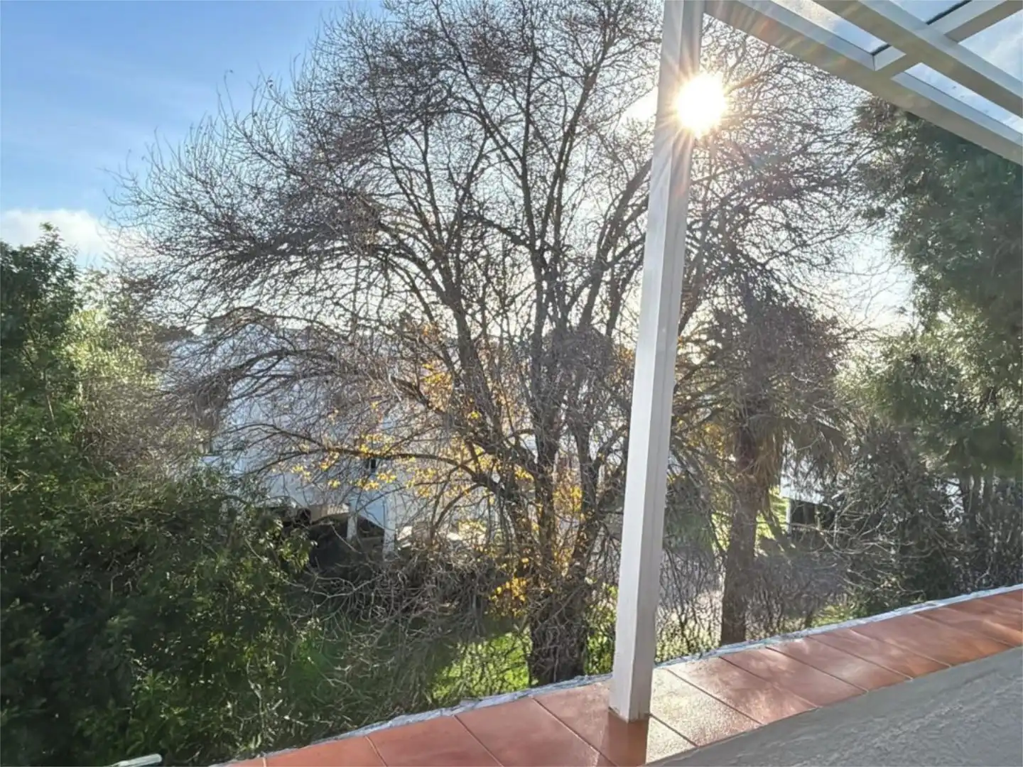 Pis en venda a Calle Ruleta, 23, El Juncal - Vallealto Vista exterior de Pis en venda en El Puerto de Santa María amb Aire condicionat, Calefacció i Jardí privat