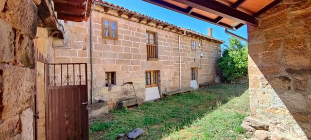 Casa adosada en Venta en Barrio Campo de Ebro, 30 en Valderredible