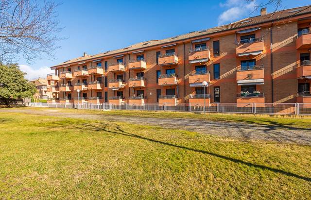 Dúplex en Venta en Calle Seis, 2bis en Navalquejigo - Los Arroyos