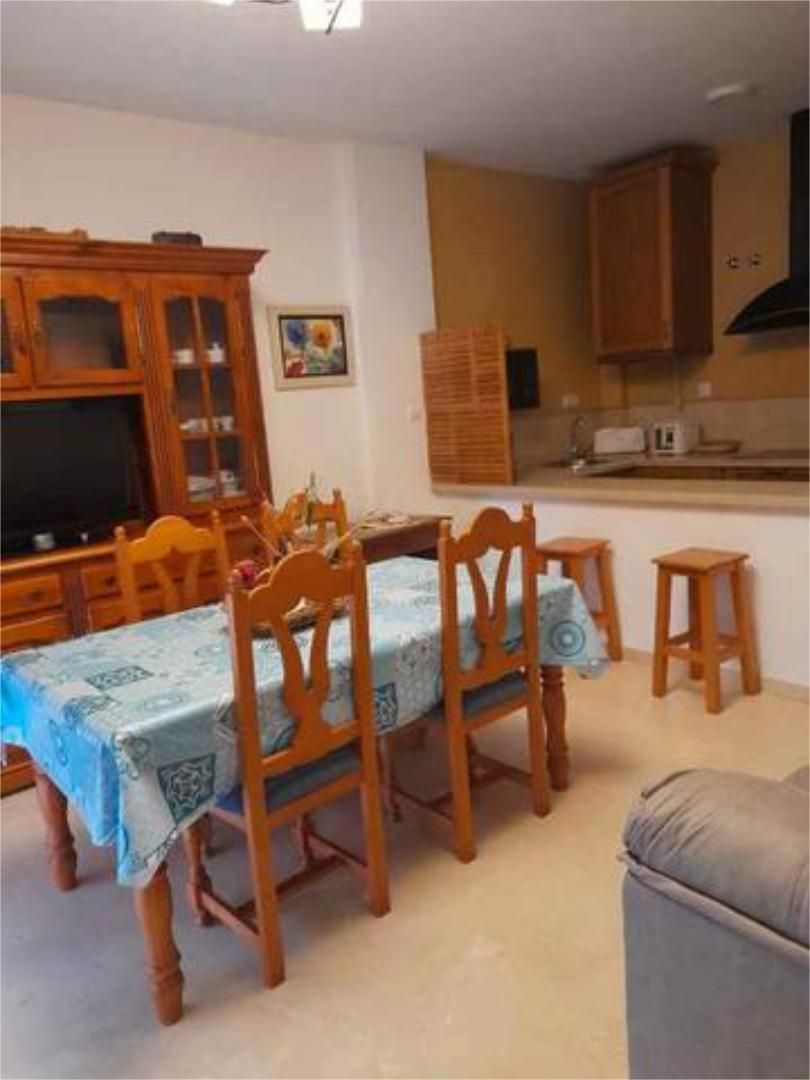 Comedor de Piso de alquiler en Dos Hermanas con Calefacción y Amueblado