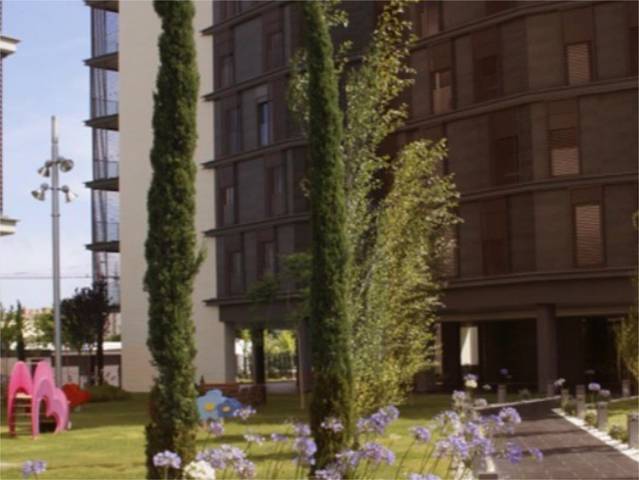 Piso en Alquiler en Avenida Camp de Morvedre, 99 en Ciutat del Transport - La Salera