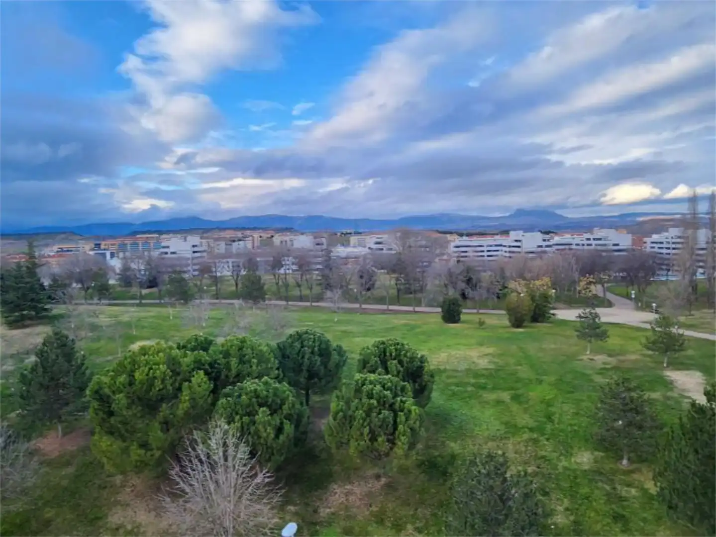 Piso en venta en Calle Alfonso VI, 11, Logroño Piso en venta en Logroño con Aire acondicionado, Terraza y Piscina