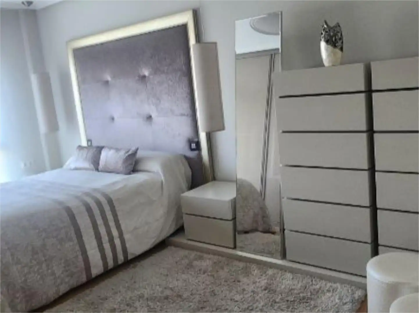 Piso en venta en Calle Alfonso VI, 11, Logroño Habitación de Piso en venta en Logroño con Aire acondicionado, Terraza y Piscina