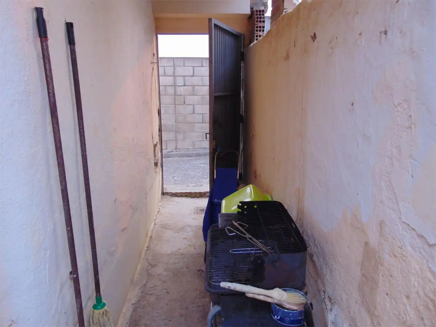 Casa adosada en venta en Calle Monjas, 8, Mayorga Casa adosada en venta en Mayorga con Trastero y Amueblado