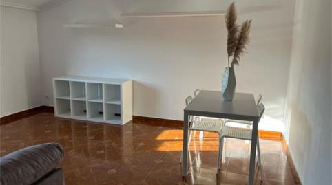 Foto 4 de Piso de alquiler en Viana do Bolo, Ourense