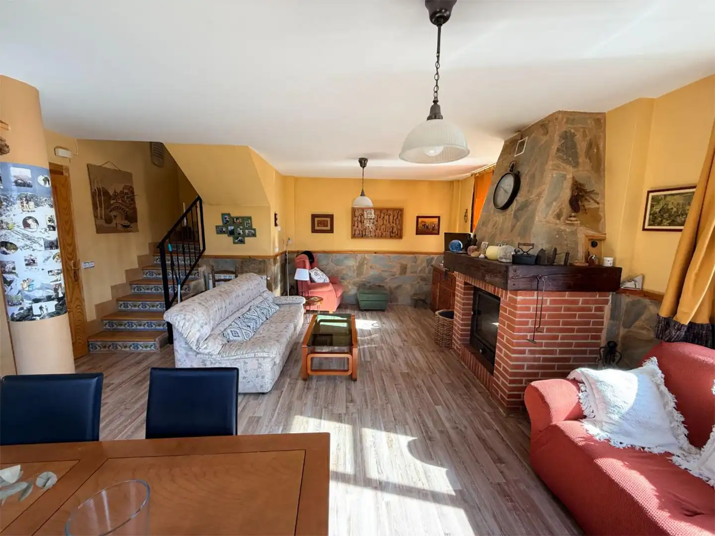 Houses for sale in Calle Velilla, 28, Luyego Living room of Houses for sale in Luyego with Balcony