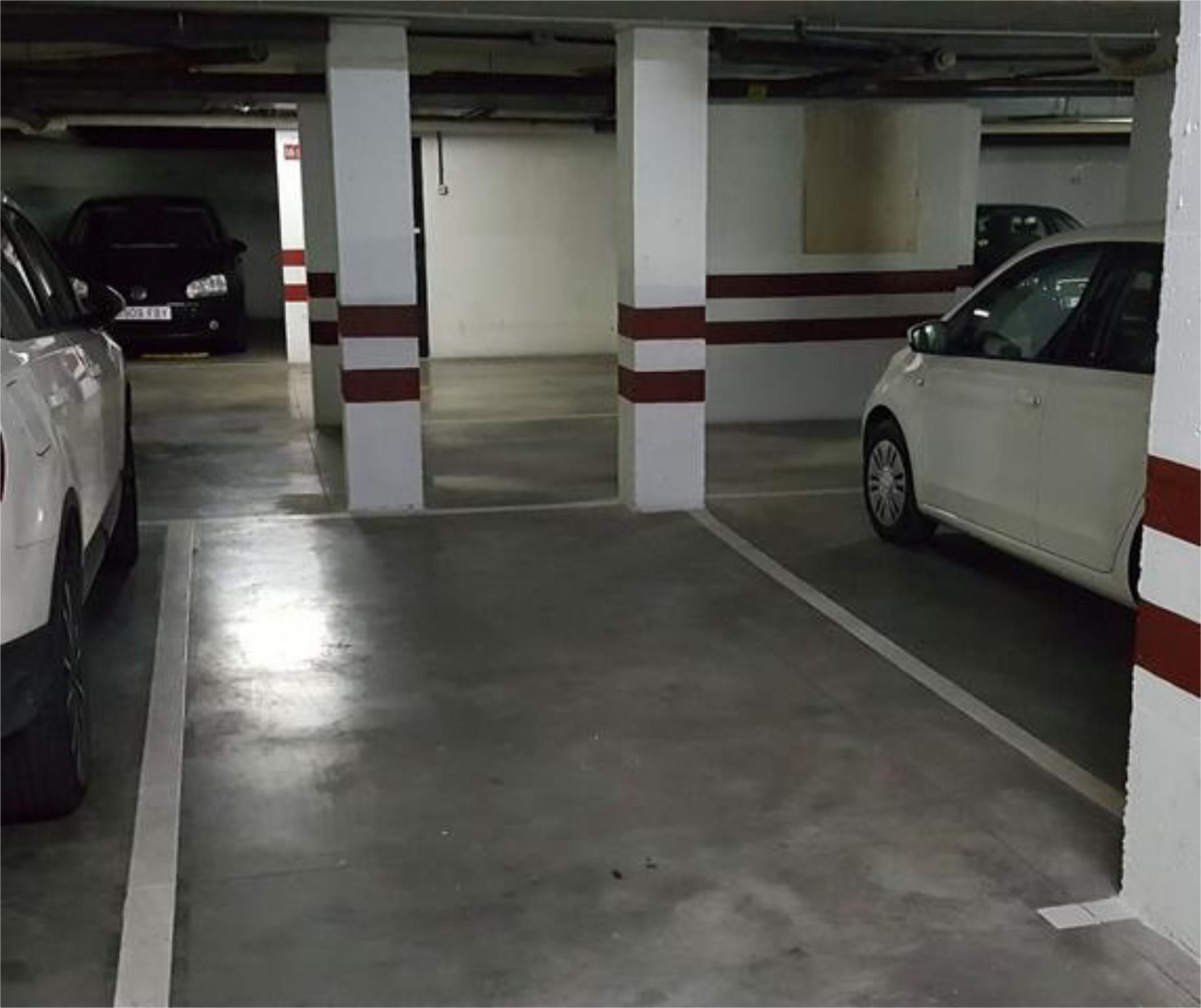 Parking of Garage to rent in  Madrid Capital
