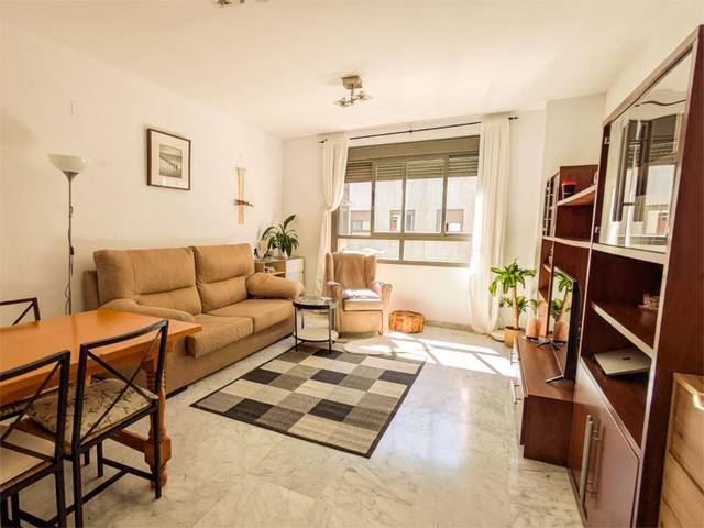 Piso en Venta en Avenida de Medina Azahara, 31 en Ciudad Jardín - Zoco
