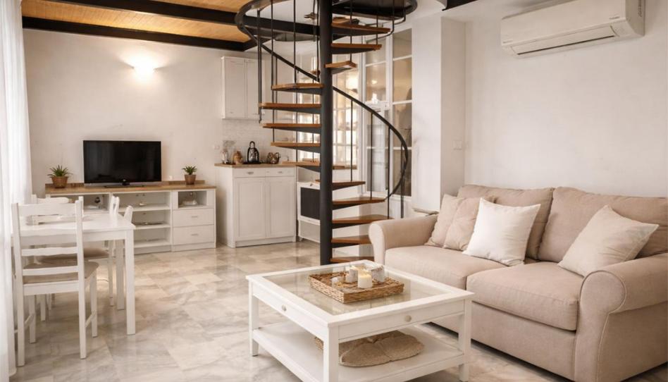 Photo 1 of Duplex to rent in Calle Corral del Rey, 11, San Bartolomé,  Sevilla Capital