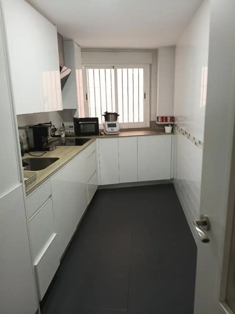 Kitchen of Flat for sale in La Zubia  with Air Conditioner