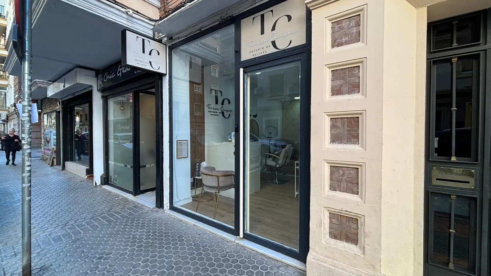 Local en traspaso en Calle Monte Carmelo, 44, Los Remedios Local en traspaso en Sevilla con Aire acondicionado