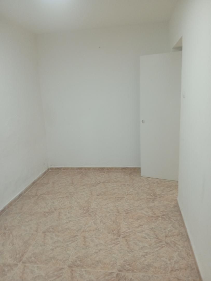 Planta baixa en venda a Calle Lezo, 28, El Carmen