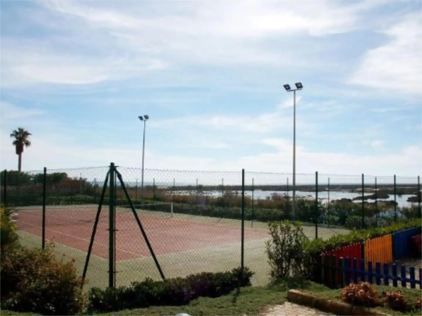 Piso en venta en Calle Fosforito, 4, El Sabinar – Urbanizaciones – Las Marinas – Playa Serena Vista exterior de Piso en venta en Roquetas de Mar con Aire acondicionado, Calefacción y Jardín privado