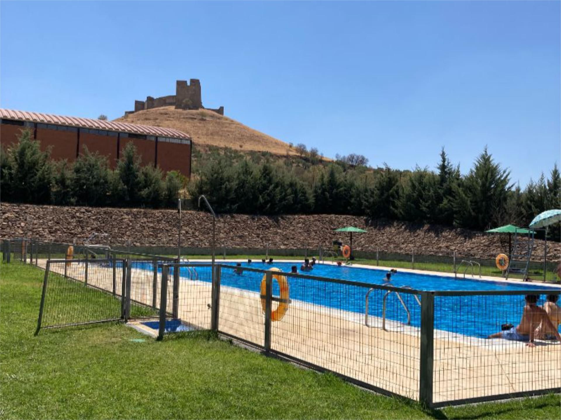 Casa adosada en venda a Calle Pizarra, 26, Montemolín