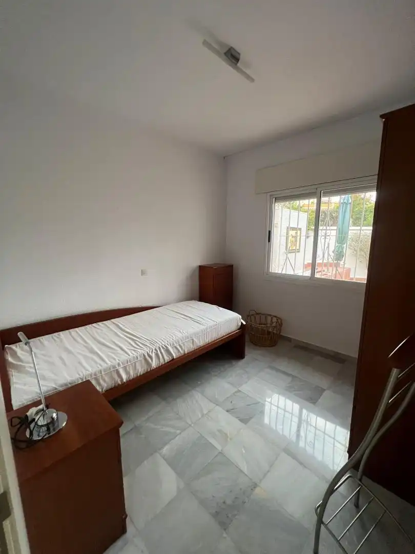 Casa o chalet en venta en Calle Vega, 23, Caleta de Vélez Habitación de Casa o chalet en venta en Vélez-Málaga con Aire acondicionado, Terraza y Piscina