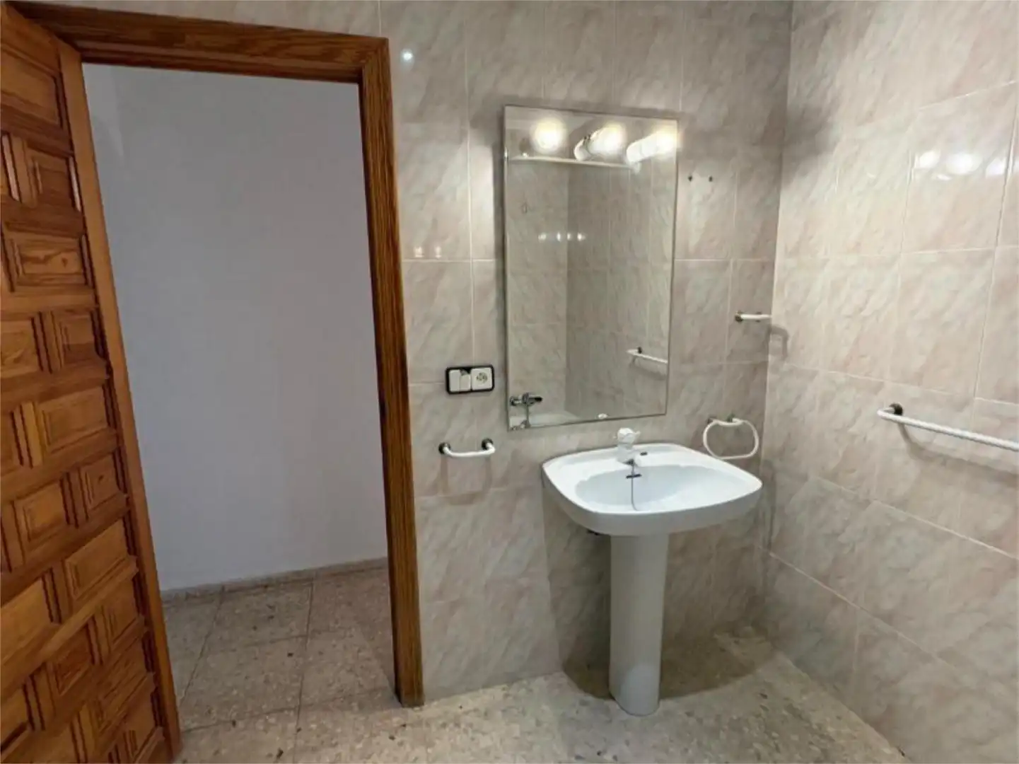 Flat for rent in Carrer de Juno, 6, Fontcalent Flat for rent in Carrer de Juno, 6, Fontcalent