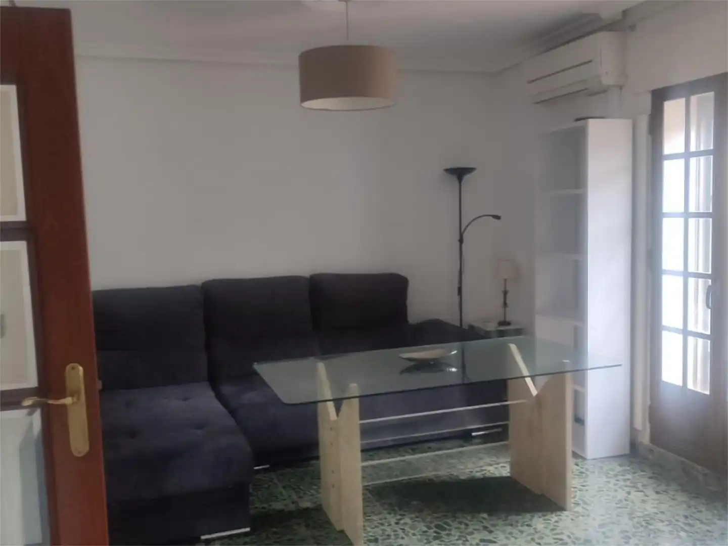Living room of Flat for rent in Córdoba  with Air Conditioner, Terrace and Furnished