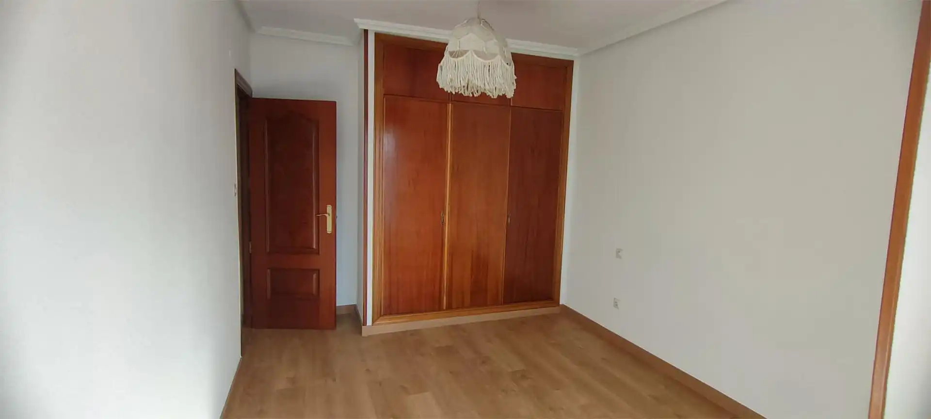 Wohnung zur Miete in Calle de Francesco Scrimieri, 2, Huerta del Rey Schlafzimmer von Wohnung zur Miete in Valladolid Capital